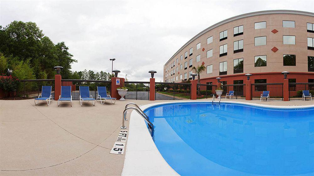 Holiday Inn Express Hotel & Suites Lawrenceville By Ihg Ngoại thất bức ảnh