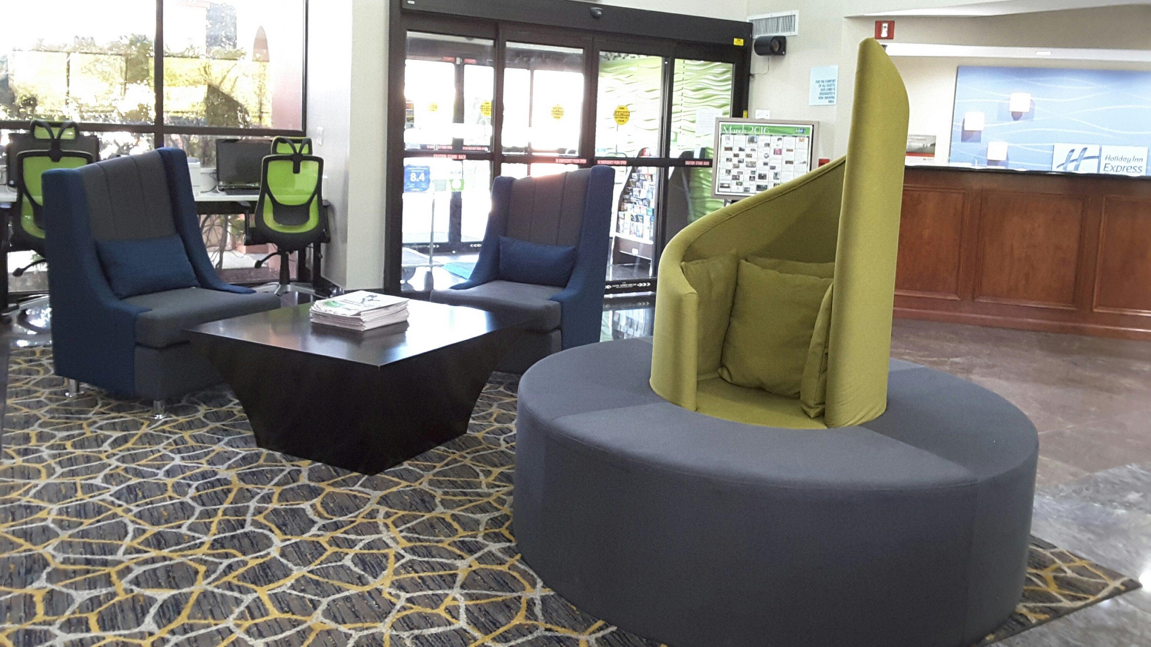 Holiday Inn Express Hotel & Suites Lawrenceville By Ihg Ngoại thất bức ảnh