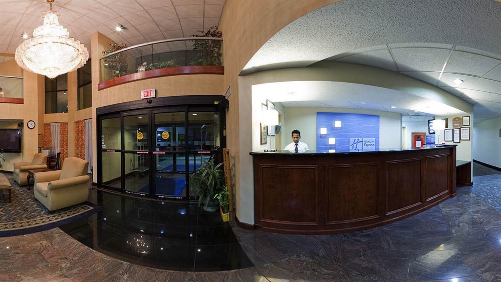 Holiday Inn Express Hotel & Suites Lawrenceville By Ihg Ngoại thất bức ảnh